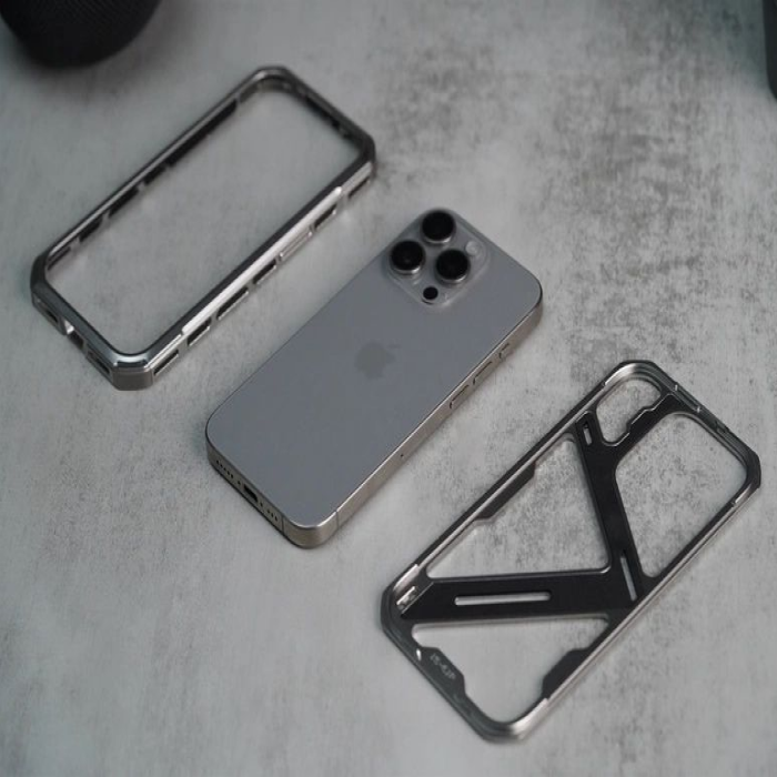 Titanium Alloy Armor Frame Case - iPhone