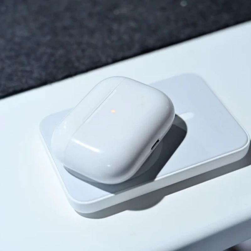 5000mAh Ultra-Thin Magnetic Wireless Power Bank - Hiprotech