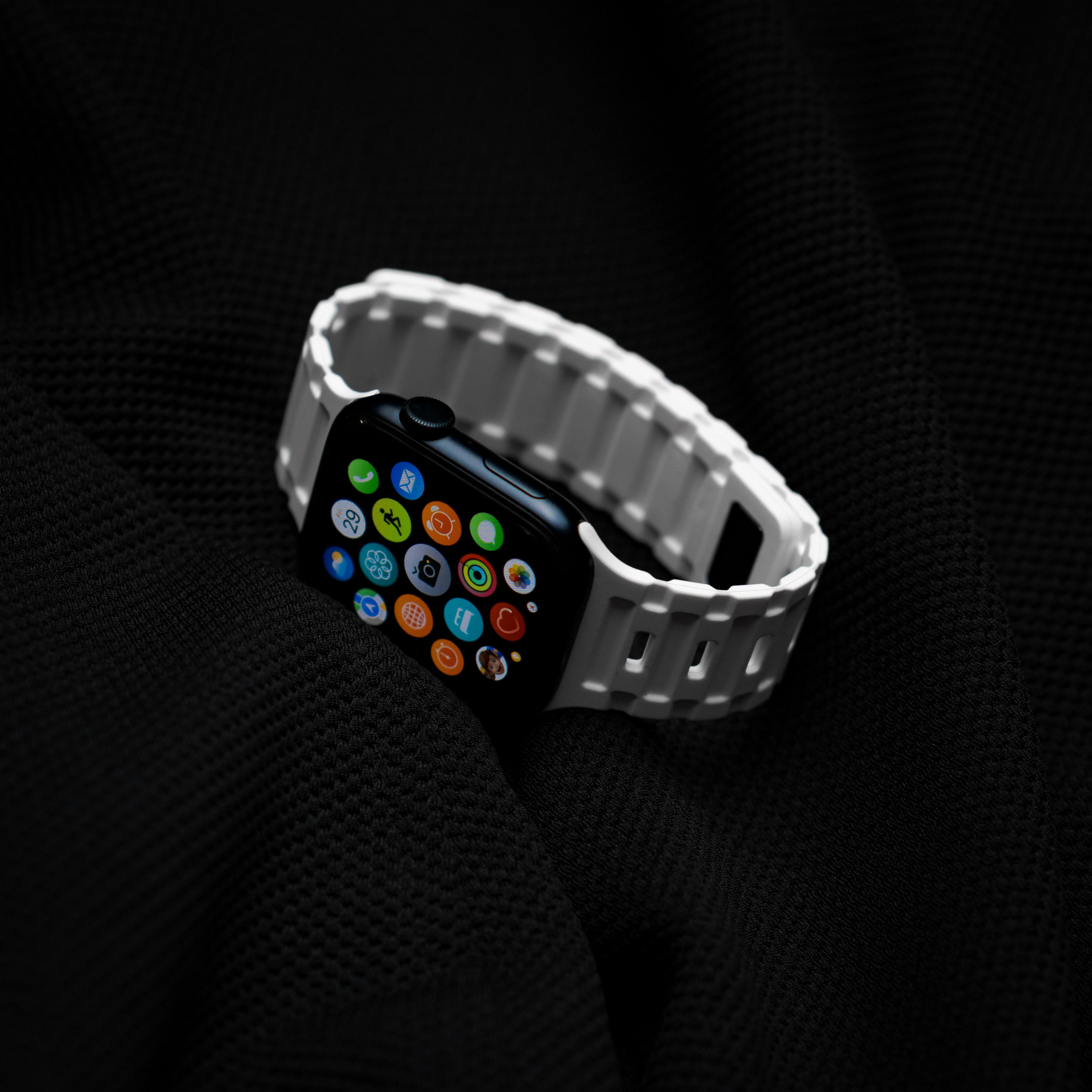 Premium Dual Silicone Magnetic Straps for Apple iWatch (42-49mm) Series 1-10, Ultra 1, 2, 3, SE
