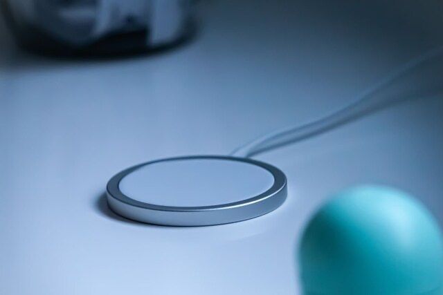 MagSafe Charger (51% Off) - Hiprotech